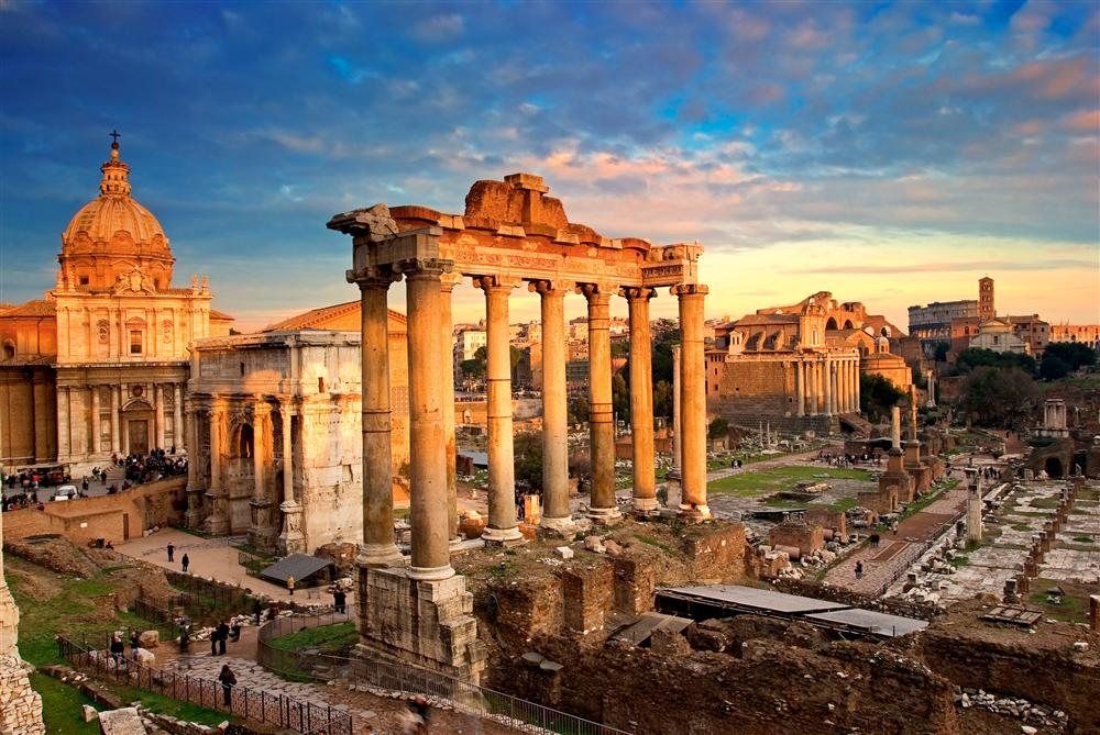 ver el Foro Romano en la capital de Italia