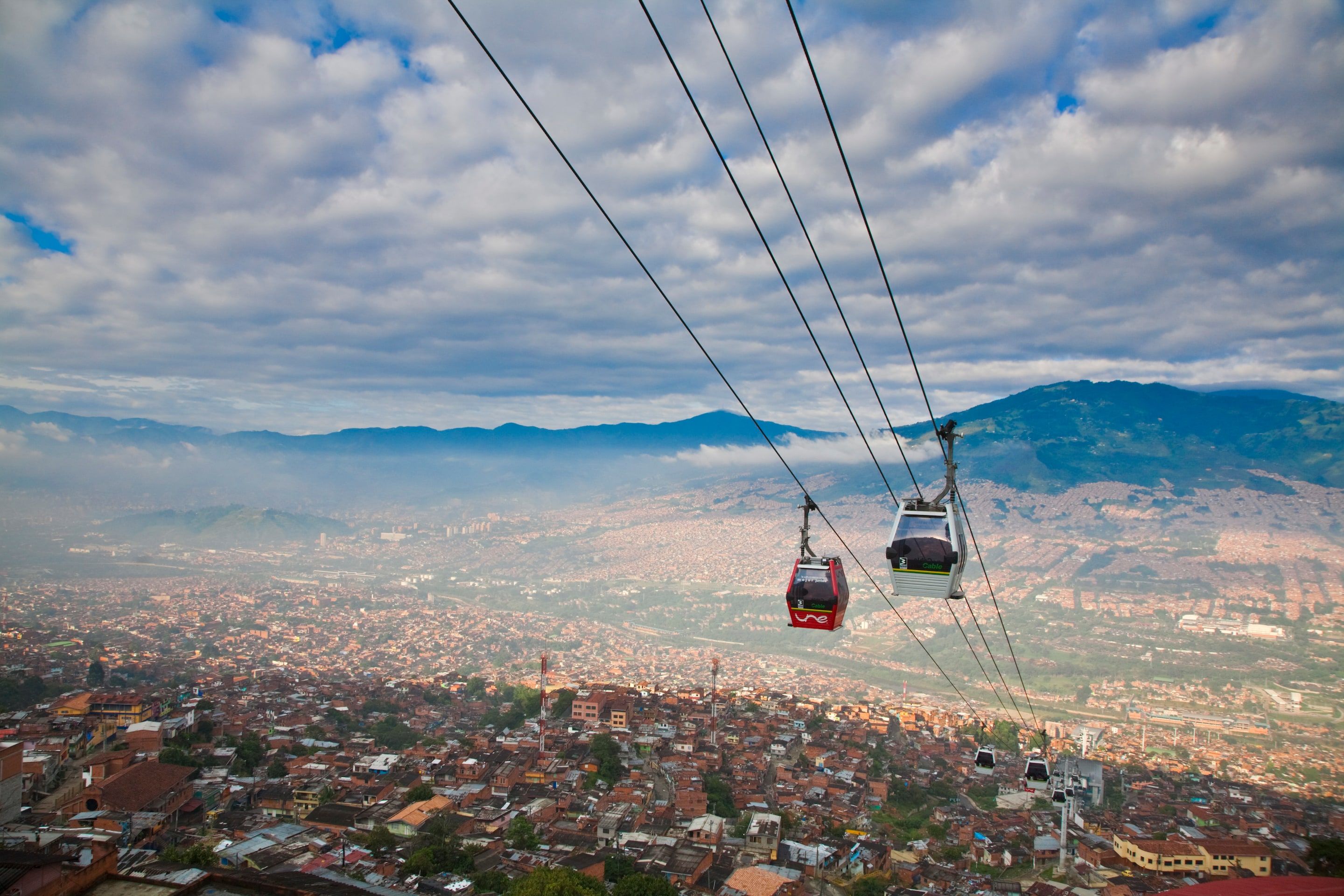¿Qué ver en Medellín? Lugares imprescindibles para visitar en Colombia