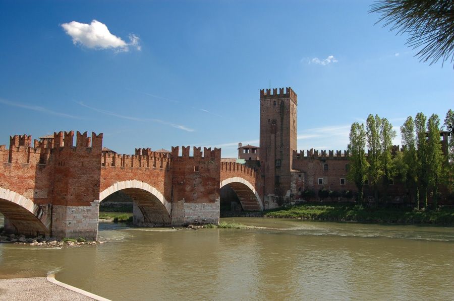 Puente del Castillo Vecchio