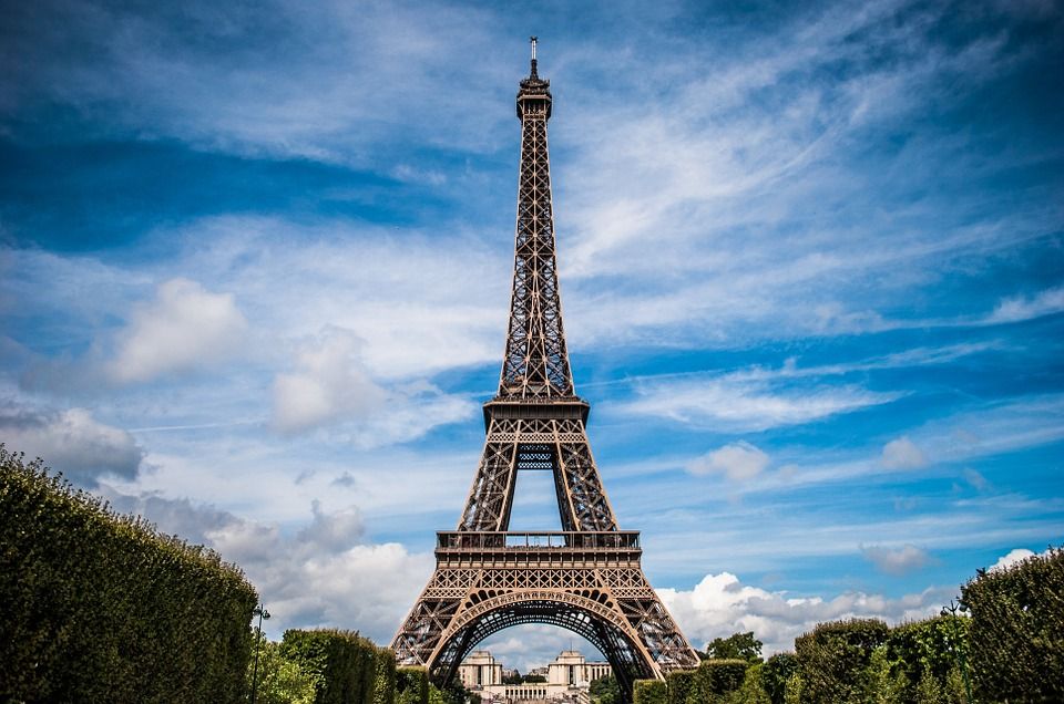 Visitar y subir a la Torre Eiffel, París