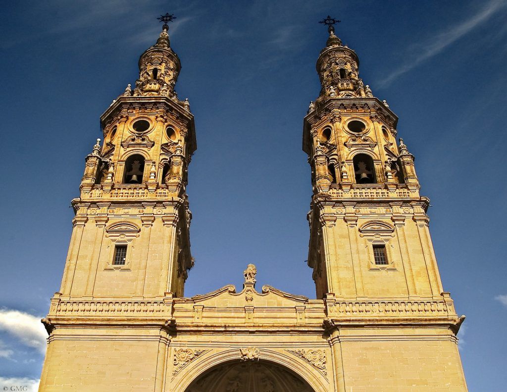Fachada Concatedral de Santa María de la Redonda