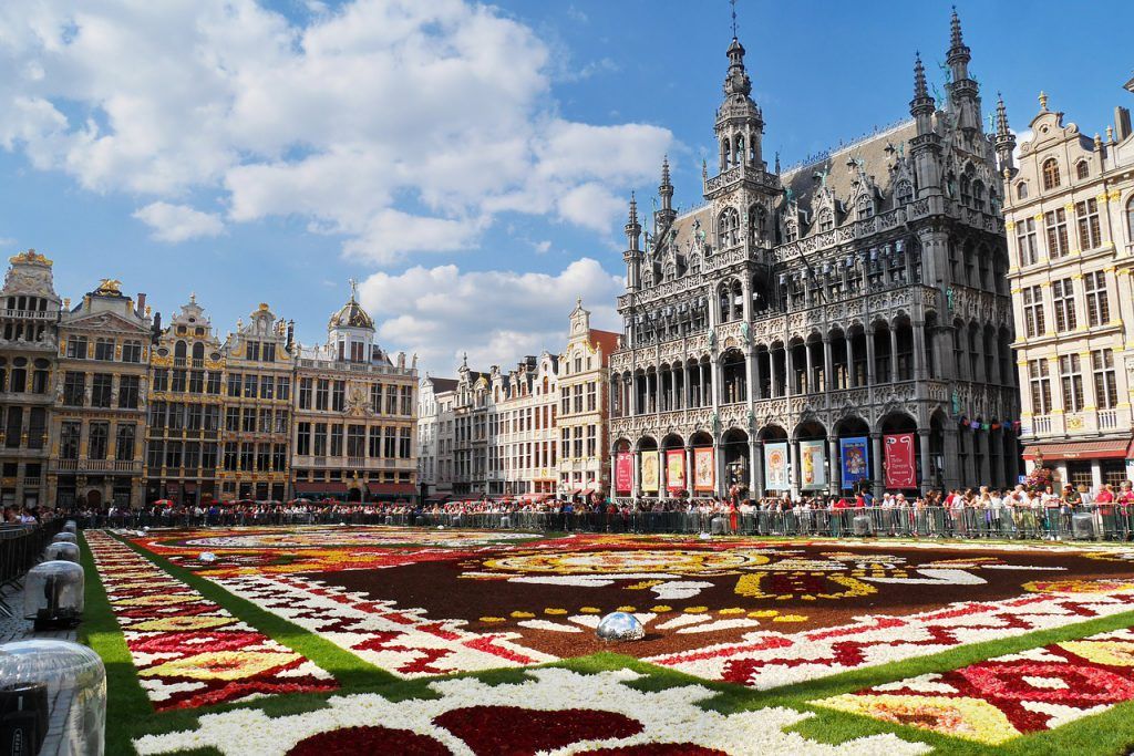 La Grand Place, uno de los lugares imprescindibles que ver en Bruselas