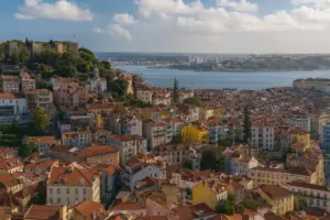 ¿Qué ver y hacer en Lisboa? ¡Lugares imprescindibles para visitar!