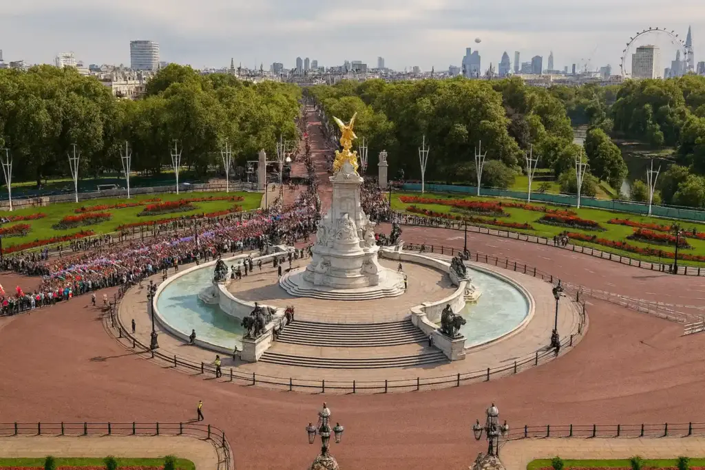 The Mall & Victoria Memorial