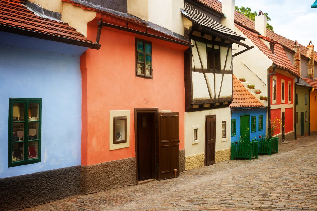 Callejón del Oro: 16 casas históricas dentro del Castillo