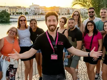 🌟 Complete Free Tour of Seville + Jewish Quarter | Sevillian Guides 🔥 You'll see EVERYTHING!