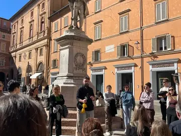 Los 7 secretos de Bologna - Historia, cultura y misterios