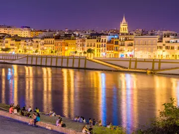 Free Tour Triana: historia, flamenco y vida local❣️