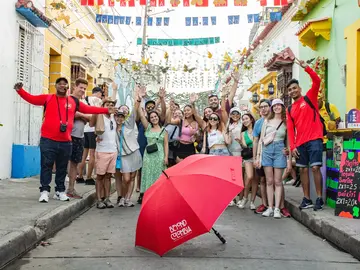 ⭐ El Primer Tour en Getsemaní al Completo: Arte y Resistencia, con Sistema de Audio