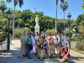 Habana Vieja: Paseo por su historia y costumbres