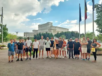 Bucarest al completo: Casco Antiguo, Comunismo y Parlamento Free Tour