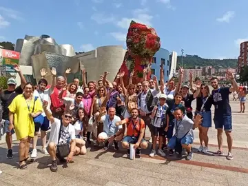 Free Tour Bilbao Esencial - ¡CON RADIOGUÍA INCLUIDA!