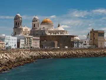 Free Tour Siente Cádiz + Degustación de dulce típico