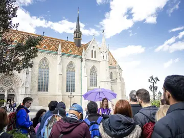 Buda Castle tour: Fisherman’s Bastion, Royal Palace
