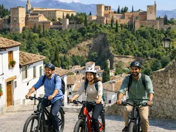 Granada en E-Bike: Slow travel, miradores y artesanía local