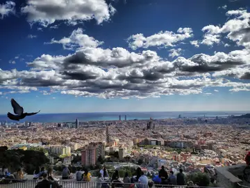Barcelona Beyond the Obvious: A Journey Through the Gothic and Born Secrets