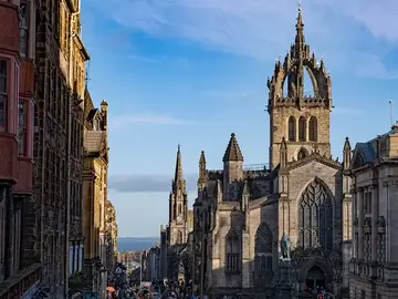 Best Free Walking Tour of Edinburgh