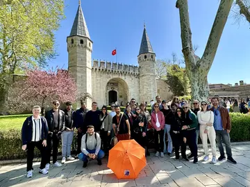 2 Continents 1 City: From Europe to Asia Free Tour (Ferry Included)