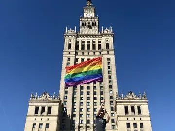 Free Tour Descubre Arco Iris Varsovia 🌈