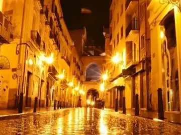 Free Tour Valencia by Night: Historic Center