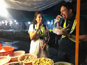 Bicicleta nocturna de Bangkok: sabrosos bocadillos tailandeses callejeros