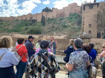 Free tour 🌙🕌 Alcazaba y Teatro Romano de Málaga 🟡