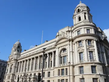 Westminster Highlights: The Procession To Power - A Wander Down Whitehall