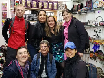 Artesanías, Esmeraldas, Café y Souvenirs: Una Experiencia de Compras para Recordar Colombia