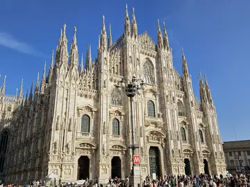 Tour Milán Centro