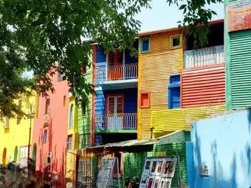 Tour La Boca: Conocé la Historia del barrio con una Guía Local