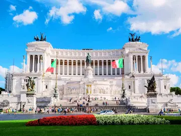 Rome City Center Walking Tour, Trevi , pantheon & 11+ ATTRACTIONS Visit