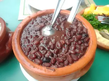 Experience Rio: Barra da Tijuca and the Gigóia Islands Food and Drinks Walking Tour!
