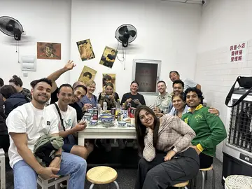 Tour de Comida Local Auténtica en el Centro de Shanghái