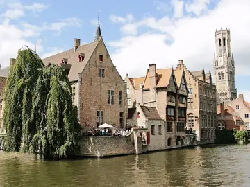Joyas escondidas, los lugares más bellos y la cautivadora historia de Brujas.