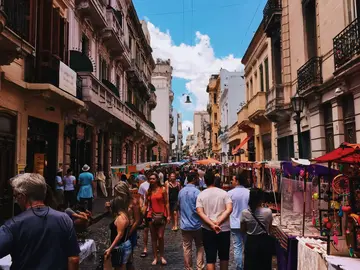 Descubre San Telmo: ¡un viaje en el tiempo! ⌛
