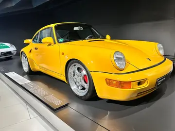 🚙 Visita los top museos de autos, Mercedes & Porsche