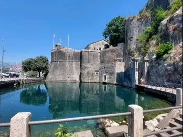 Montaña rusa "a través de los siglos": paseo por Kotor