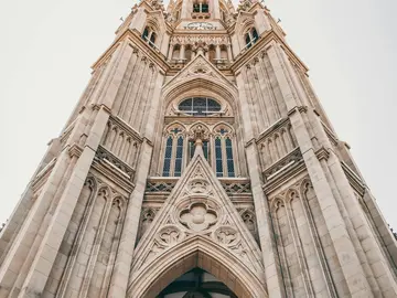Mitología, cultura vasca e historias increíbles de San Sebastián y los vascos