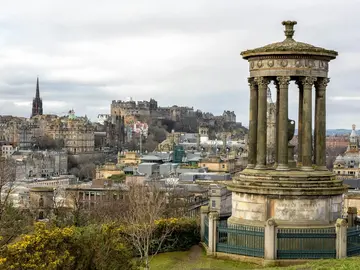 Free Tour : Calton Hill, Edimburgo, Parlamento escocés y Palacio Holyrood