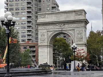 Journey Through the Heart of Greenwich Village: Artists, Bohemians and 400 years of History