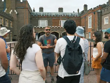 London- An Essential History: Art, Architecture, Politics and Monarchy through the ages.