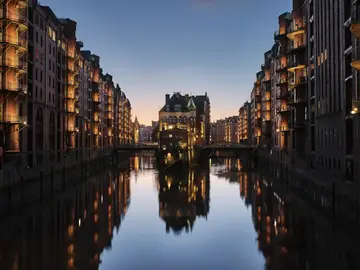 Hamburg's Speicherstadt - warehouse complex, free port, coffee barons & duty-free