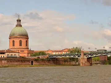 Free Tour of Toulouse: Art and Culture