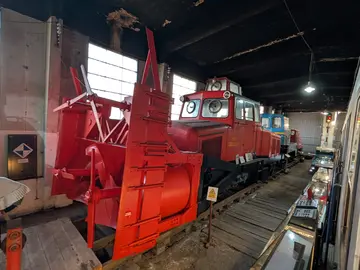 Tour al Museo Cántabro del Ferrocarril: Un fascinante viaje por la historia del ferrocarril