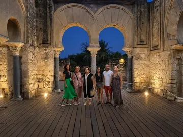 Visita Nocturna a Medina Azahara