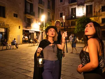 Barcelona Mystery Tour: Dark Secrets of the Gothic Quarter 👻
