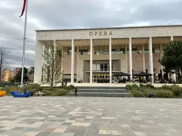 Tirana: La ruta comunista