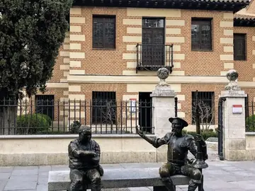Alcalá Escondida: Misterios, Letras y Pasado Inquieto