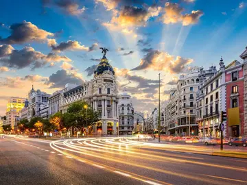 🤩 El Maravilloso tour de Atardecer por Madrid! ÚNICO 20h