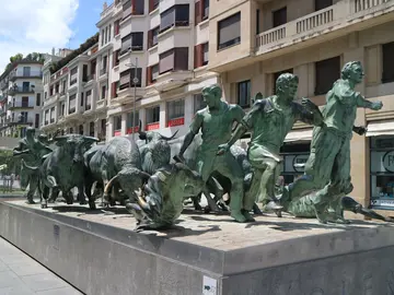 El free tour más entretenido por lo más destacado de Pamplona